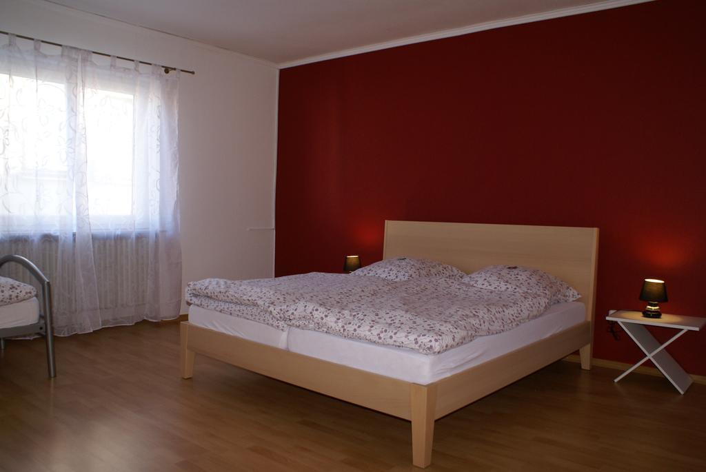 Pension Lindenhof ليمبورغ ان دير لان الغرفة الصورة