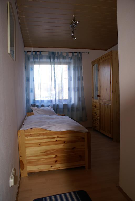 Pension Lindenhof ليمبورغ ان دير لان الغرفة الصورة