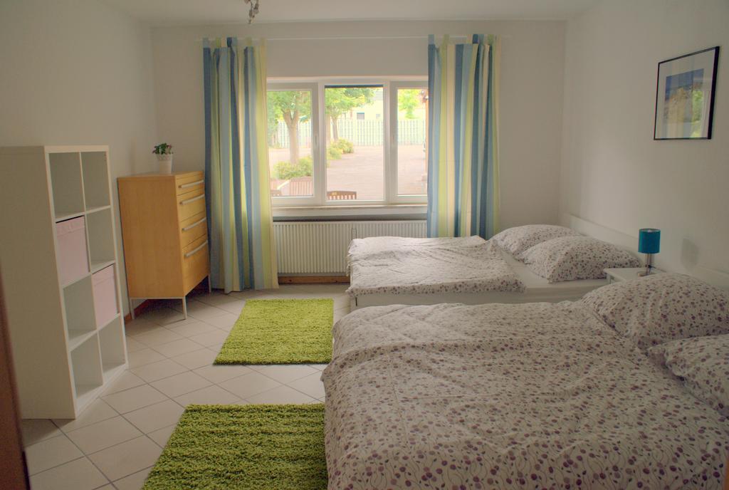 Pension Lindenhof ليمبورغ ان دير لان الغرفة الصورة