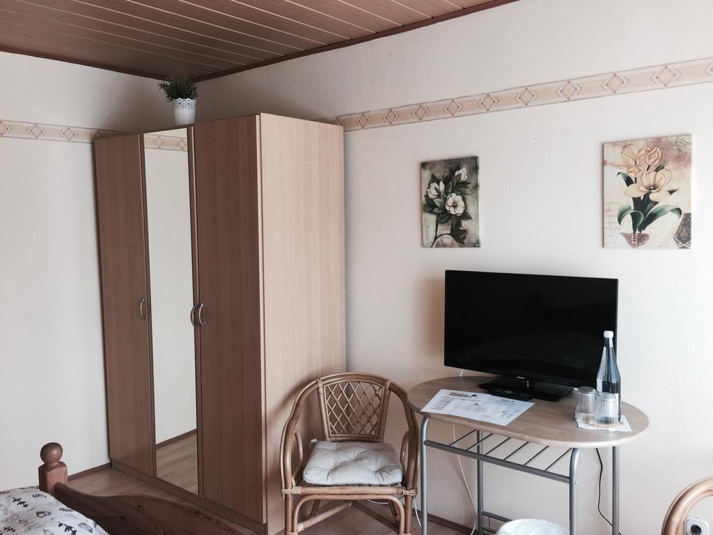 Pension Lindenhof ليمبورغ ان دير لان المظهر الخارجي الصورة